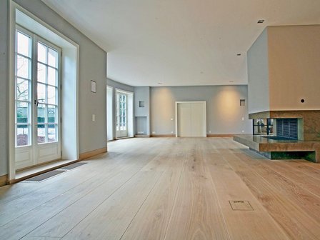 Oak floor solid 220mm wide 20 mm thickness 