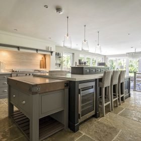 Burgundy Flagstones, Aged natural stone flooring