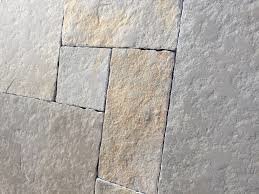 400m2 Bourgondische dallen Cathedraal, natuursteen tegels Groot romaans verband