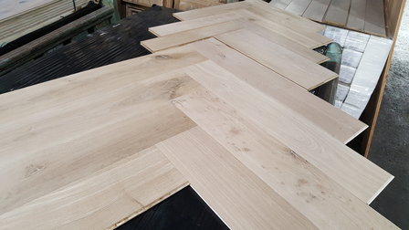 Herringbone Oak flooring XXL