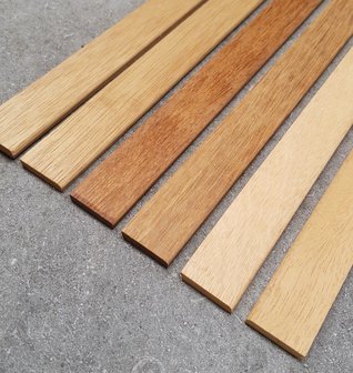 Solid wooden skirting boards in various types of wood