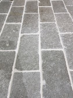 Dalles Paves, limestone tiles
