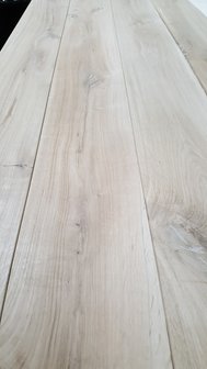 Oak flooring 180mm wide