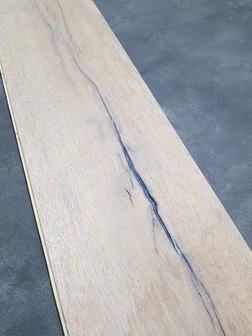 21,66 sqm Oak Floor Multitop 19 cm wide grey oiled.