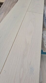 40,3 m2 Oak Floor solid 16 cm extra white oiled