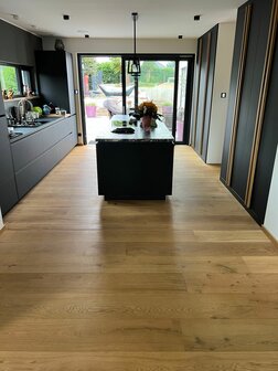 Oak floor, oiled 190mm width