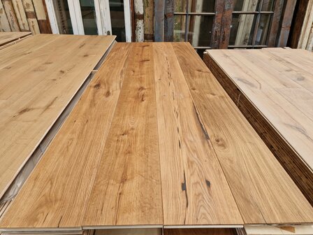 SALE! Oak floor, oiled 180mm width