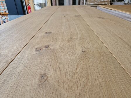 115m2 Extra wide Oak floor XXL, 300mm wide!