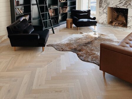 Fischbone Oak flooring ready white oiled