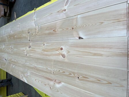 Pine wood floor solid thickness 27mm wide 200mm 