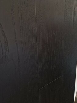 AANBIEDING DEZE WEEK! Eiken geborsteld Black gelakt!