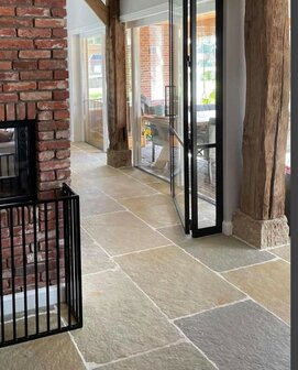 160m2 Bourgondische dallen Raw Chateau, antieke kalksteen vloer
