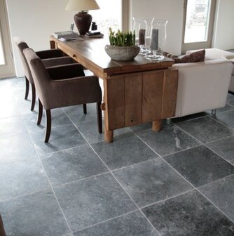 Restpartij Hardsteen Antique Blue tegels verouderd 85 m2