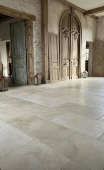Bourgondische dallen vloer Dordogne Beige, banen