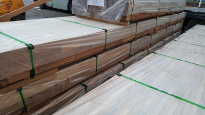 Bangkirai hardhout balken geschaafd 40x60mm 3.90m lang
