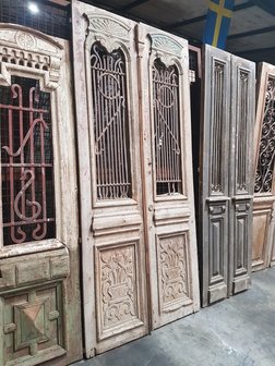 Antique double door 123 x 263 cm