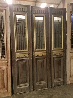 Antique door 169 x 242 cm