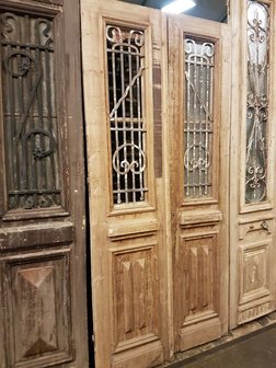 Antique double door 110 x 238 cm