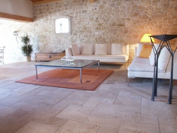 Burgundy Flagstones, Aged natural stone flooring