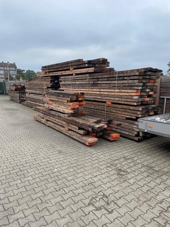 Large batch of beams from warehouse