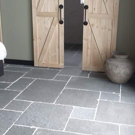 Cathedraal stone Grey  Groot romaans verband