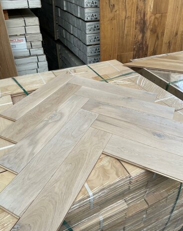 Sale! Oak herringbone engineered flooring XXL ready oiled