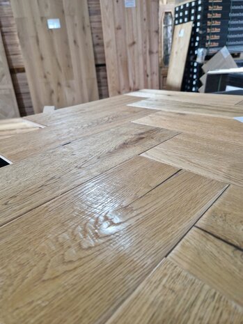 WEEKAANBIEDING! Eiken vintage Visgraat handgeschraapt, geolied!