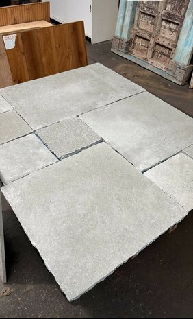 Burgunder Kalkstein Platten Raw Chateau