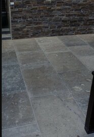 132m2 Burgunder Kalkstein Platten Medoc Vieux