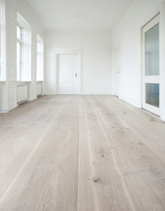 plak Stof Retentie Eiken vloer, extra breed eiken houten vloer - Specialist in hout,  natuursteen en antieke bouwmaterialen